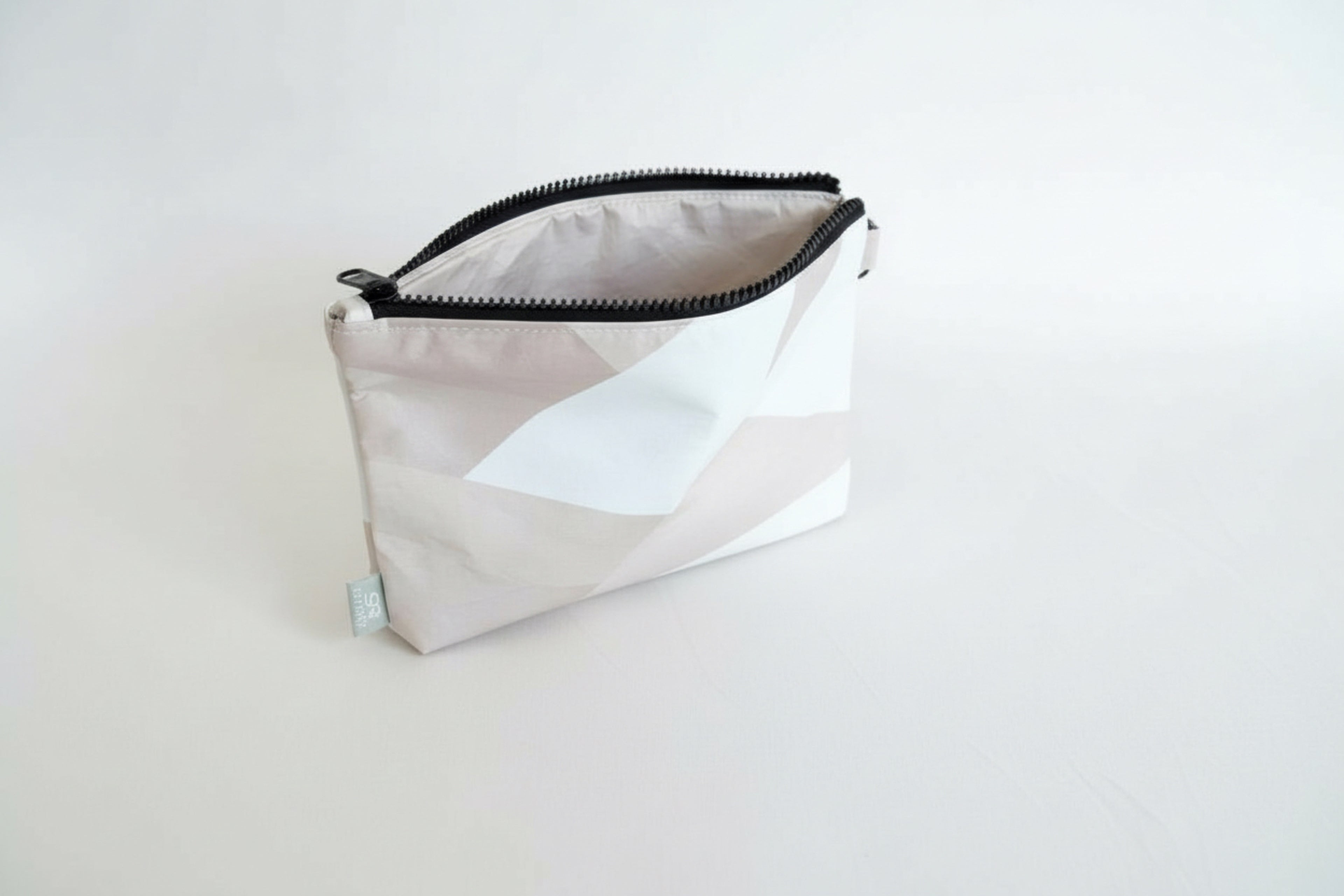 Rough & Tough Pouch - Beige Deco