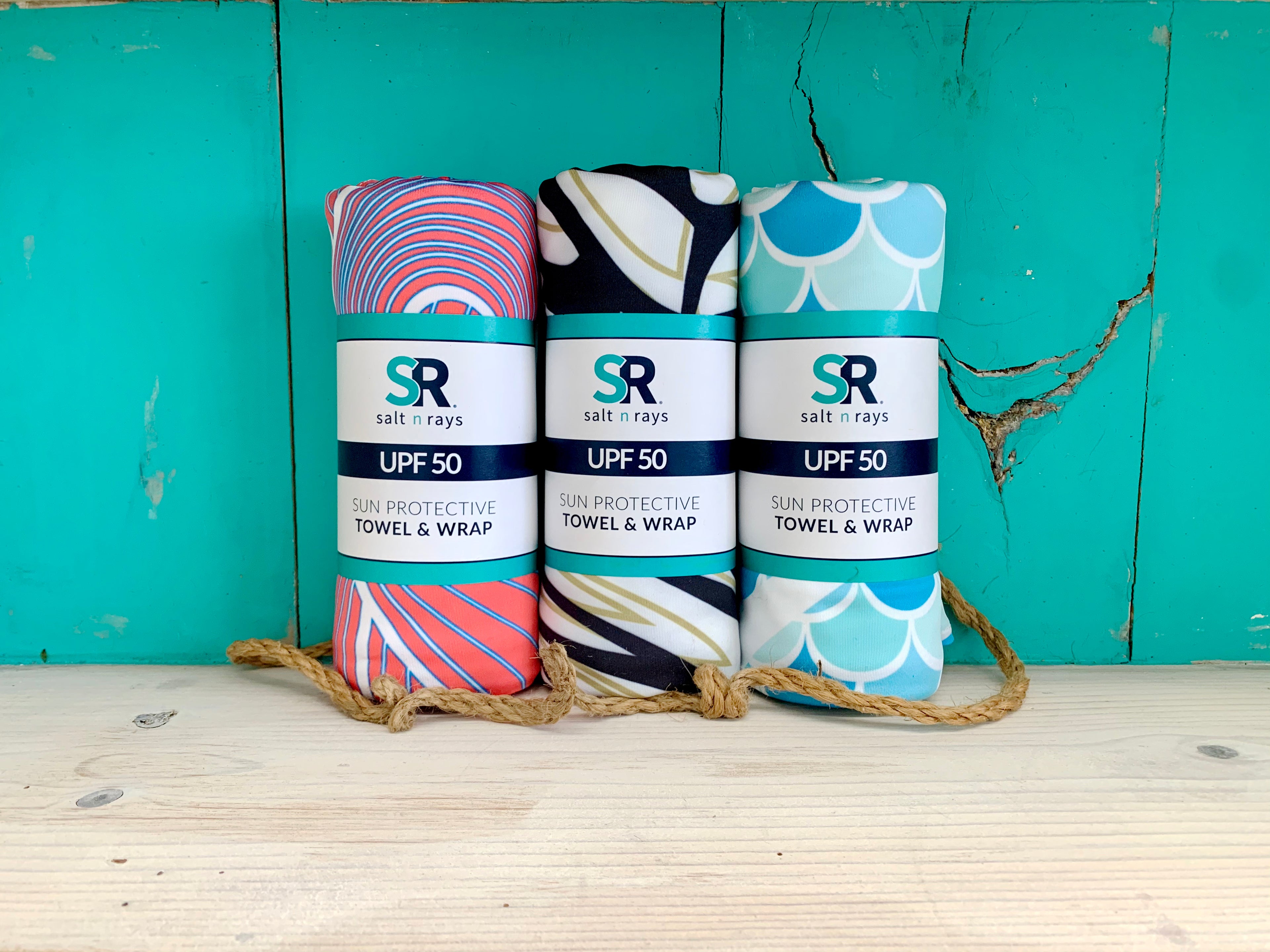 UPF 50 Beach Towel/Wrap - Peach Wave